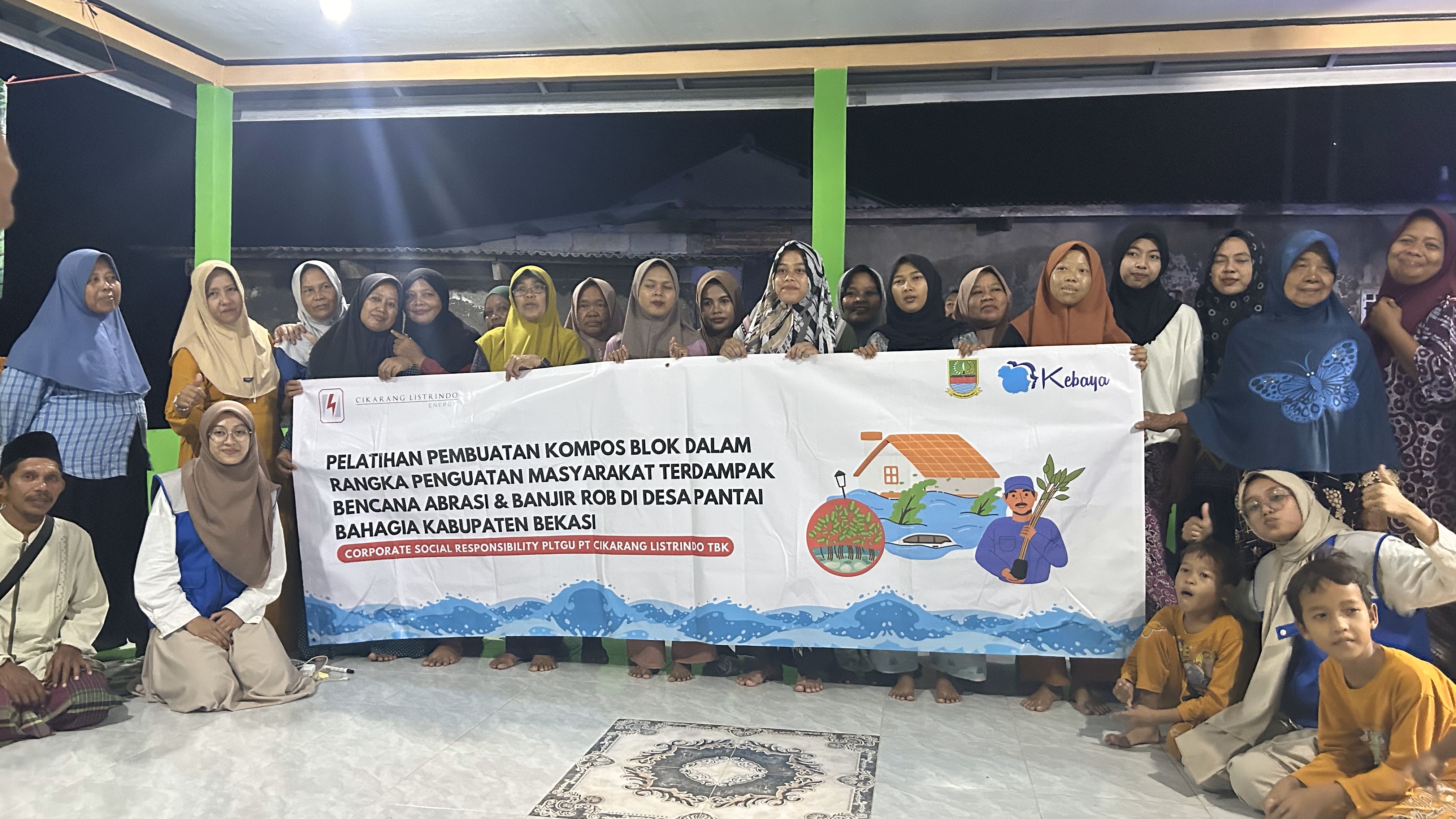 Pelatihan Pembuatan kompos blok rangka penguatan masyarakat terdampak bencana banjir dan Banjir Rob
